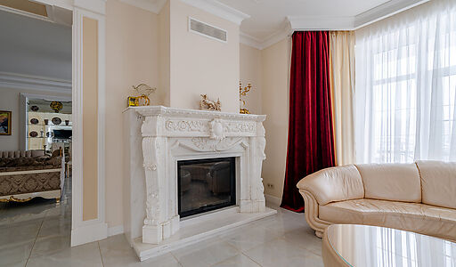 Резиденция на 1 линии в КП Аврора