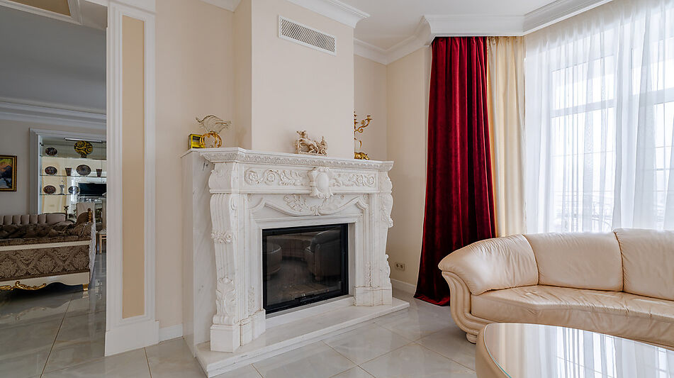 Резиденция на 1 линии в КП Аврора