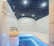 Резиденция на 1 линии в КП Аврора