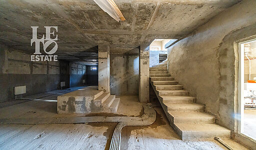 Дом с видом на озеро.