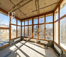 Дом с видом на озеро.