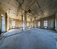 Дом с видом на озеро.