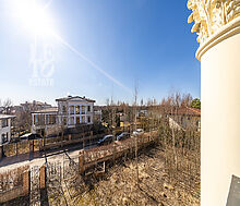 Дом с видом на озеро КП Монолит.