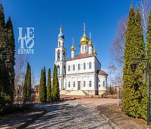 Дом с видом на озеро КП Монолит.