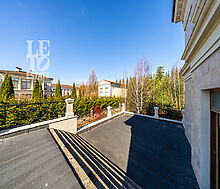 Дом с видом на озеро КП Монолит.