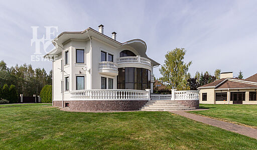 Загородная усадьба в Конаково