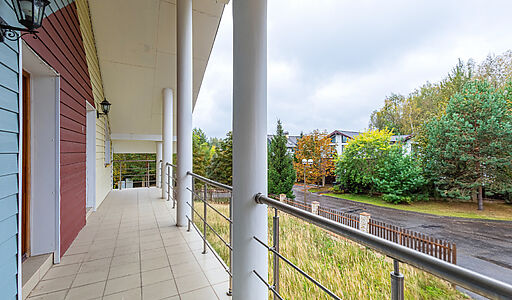 Дом с бассейном в Пестово