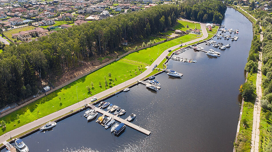 Дом с бассейном в Пестово