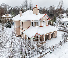 Вилла у озера в КП Новый Свет