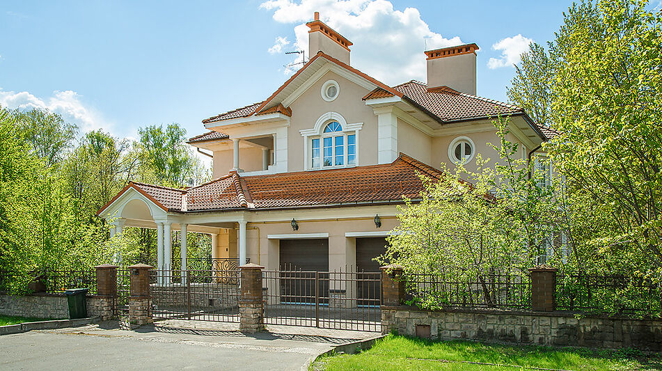 Вилла у озера в КП Новый Свет