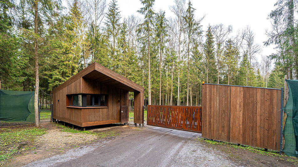 Участок в лесу КП Среди Своих