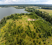 Участок в первой линии от воды