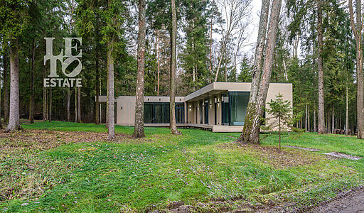 Участок в лесу КП Среди Своих