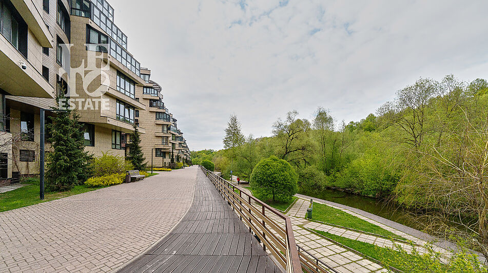 Просторная квартира в Новогорске