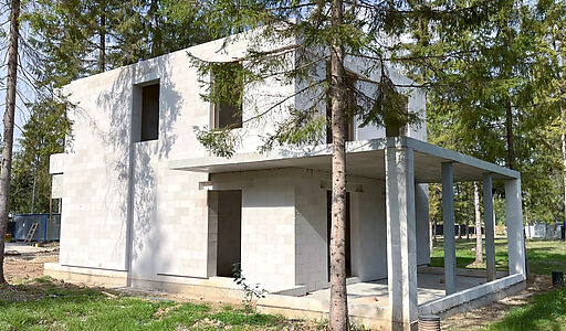 Новый дом  в Ели Эстейт