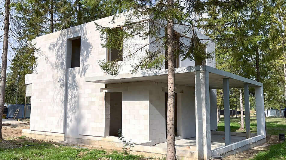 Новый дом  в Ели Эстейт