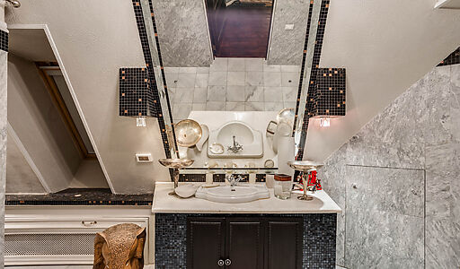 Дом с бассейном в Глухово