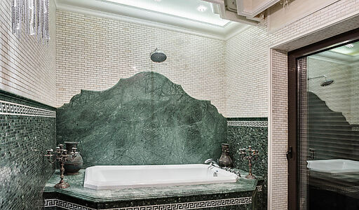 Дом с бассейном в Глухово