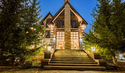 Дом с бассейном в Глухово