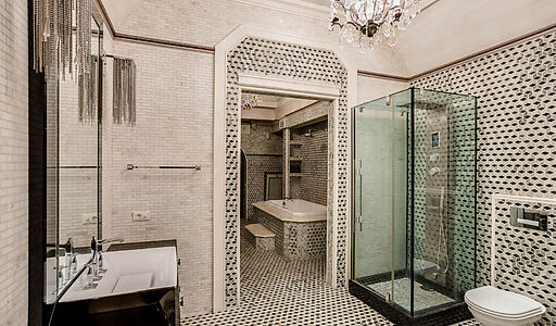 Дом с бассейном в Глухово