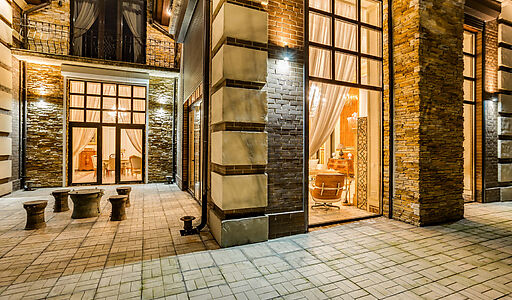 Дом с бассейном в Глухово