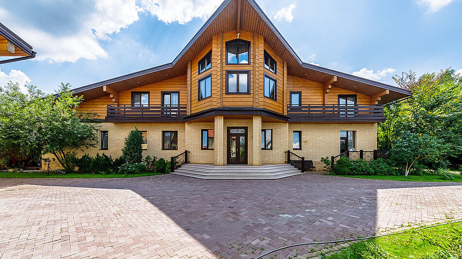 Дом-шале у озера в КП Дольче Вита