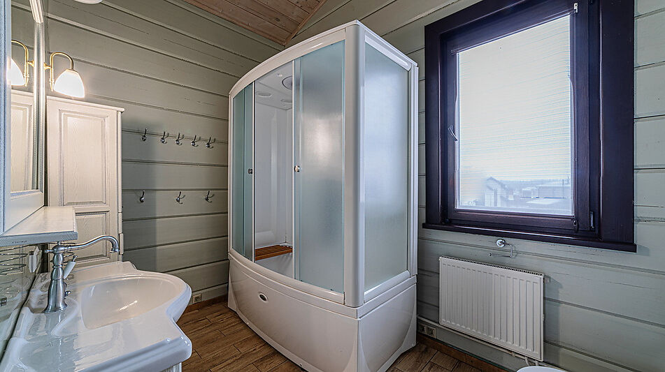 Дом-шале у озера в КП Дольче Вита