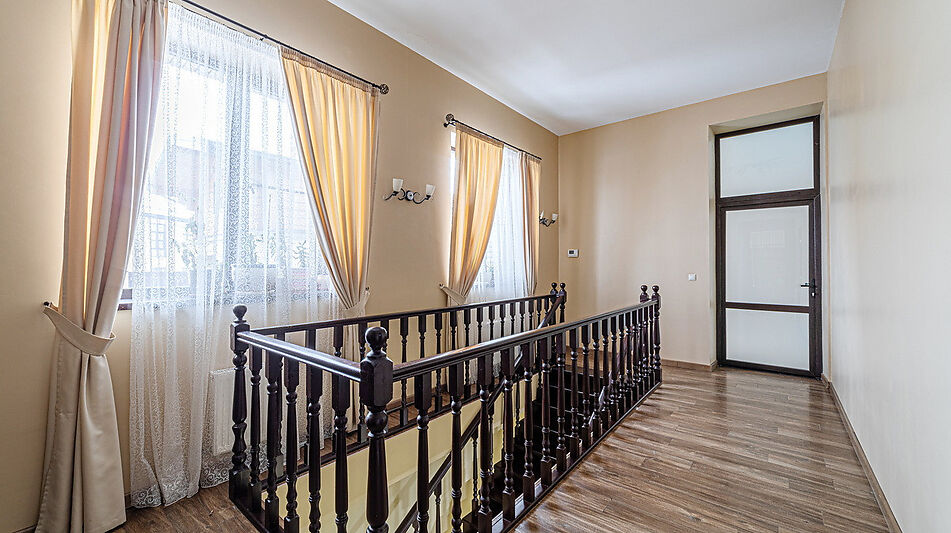 Дом-шале у озера в КП Дольче Вита