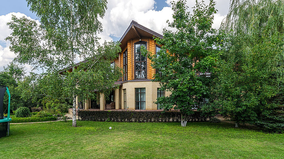 Дом-шале у озера в КП Дольче Вита