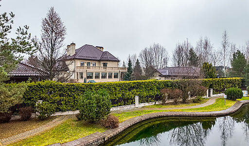 Особняк в КП Миллениум парк