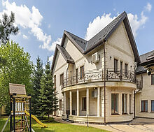 Дом с бассейном в ТСН Успенское