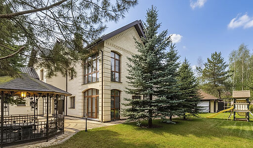 Дом с бассейном в ТСН Успенское