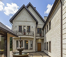 Дом с бассейном в ТСН Успенское