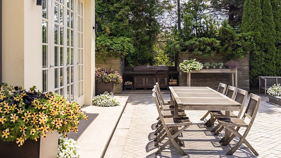 Дом с бассейном в Ивакино