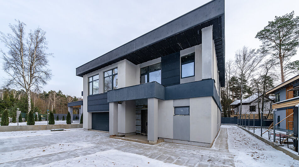 Новый дом у леса в Спасатель-1