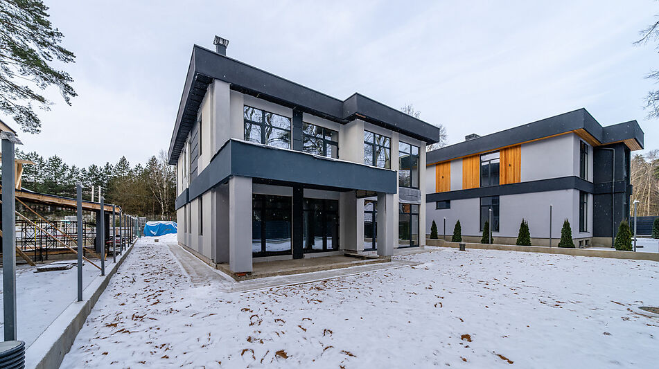 Новый дом у леса в Спасатель-1