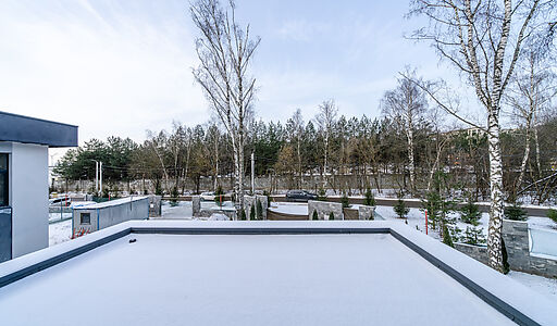 Новый дом около леса 9 км от МКАД