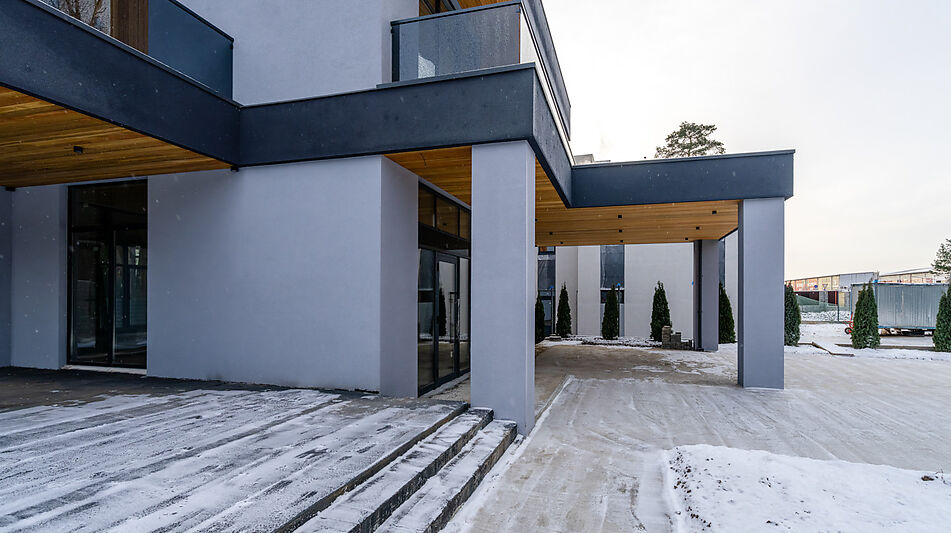 Новый дом около леса 9 км от МКАД