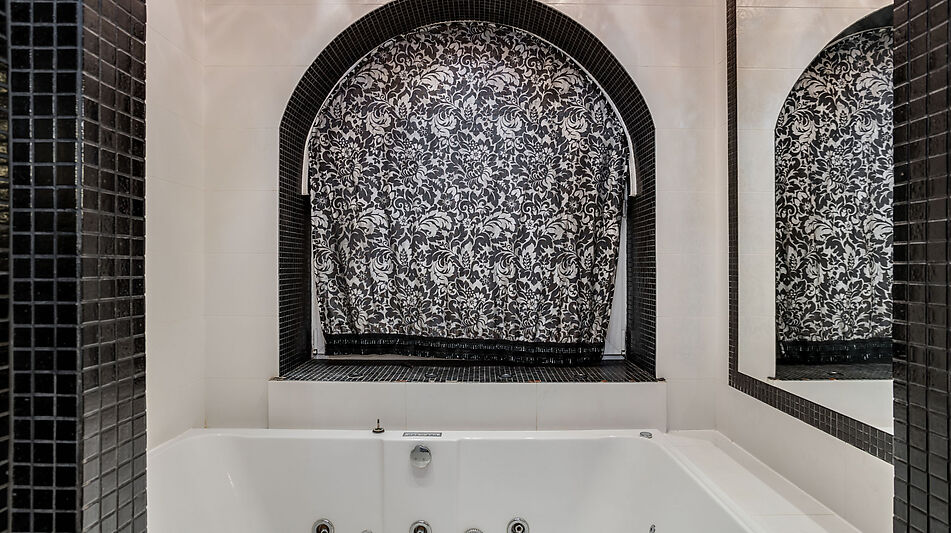 Таунхаус на большом участке