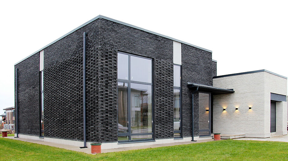 Дом у озера в КП Павловы Озера