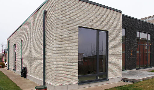 Дом у Озера.