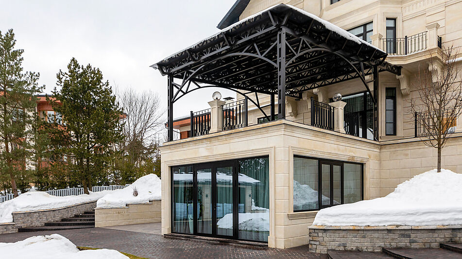 Резиденция у воды