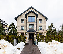 Резиденция у воды