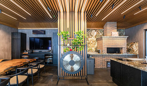 Резиденция у воды