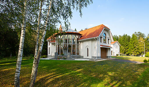 Усадьба в поселке Аксаково