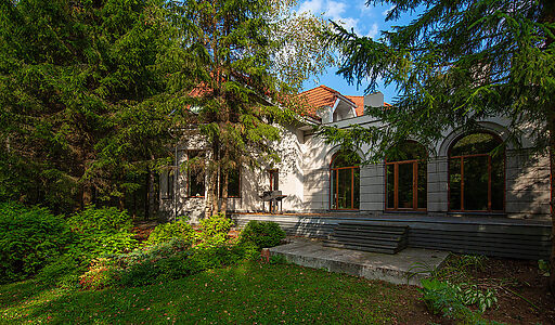 Усадьба в поселке Аксаково