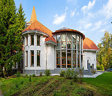 Усадьба в поселке Аксаково