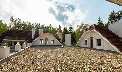 Усадьба в поселке Аксаково