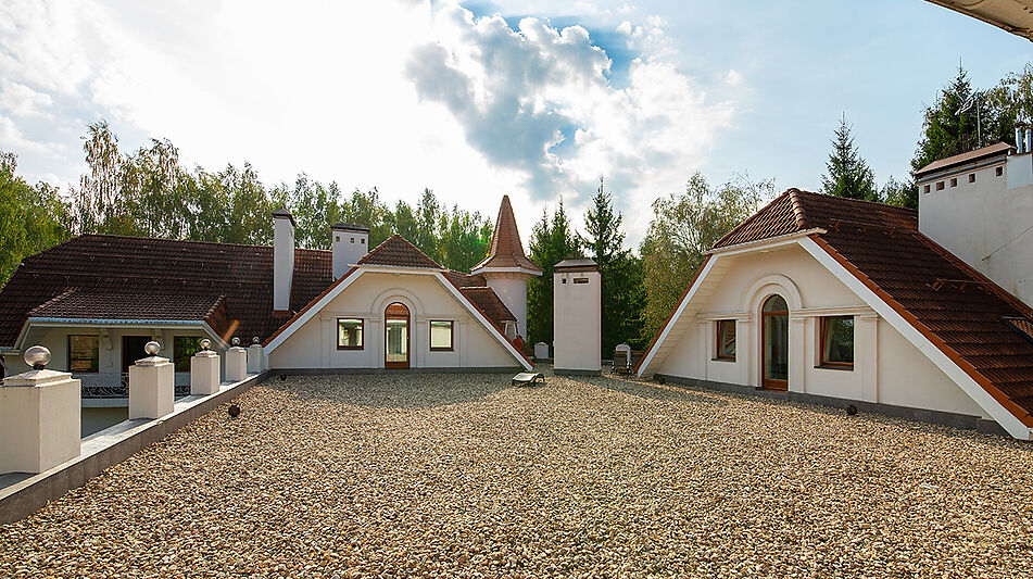 Усадьба в поселке Аксаково