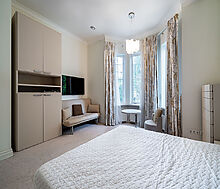 Дом на лесном участке в Николино